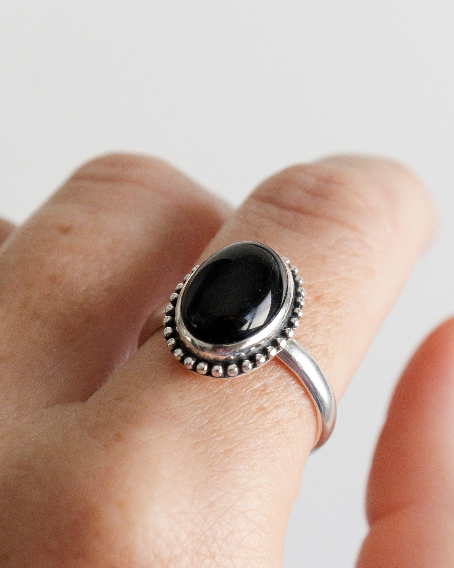 Anillo ÓNIX | bolitas