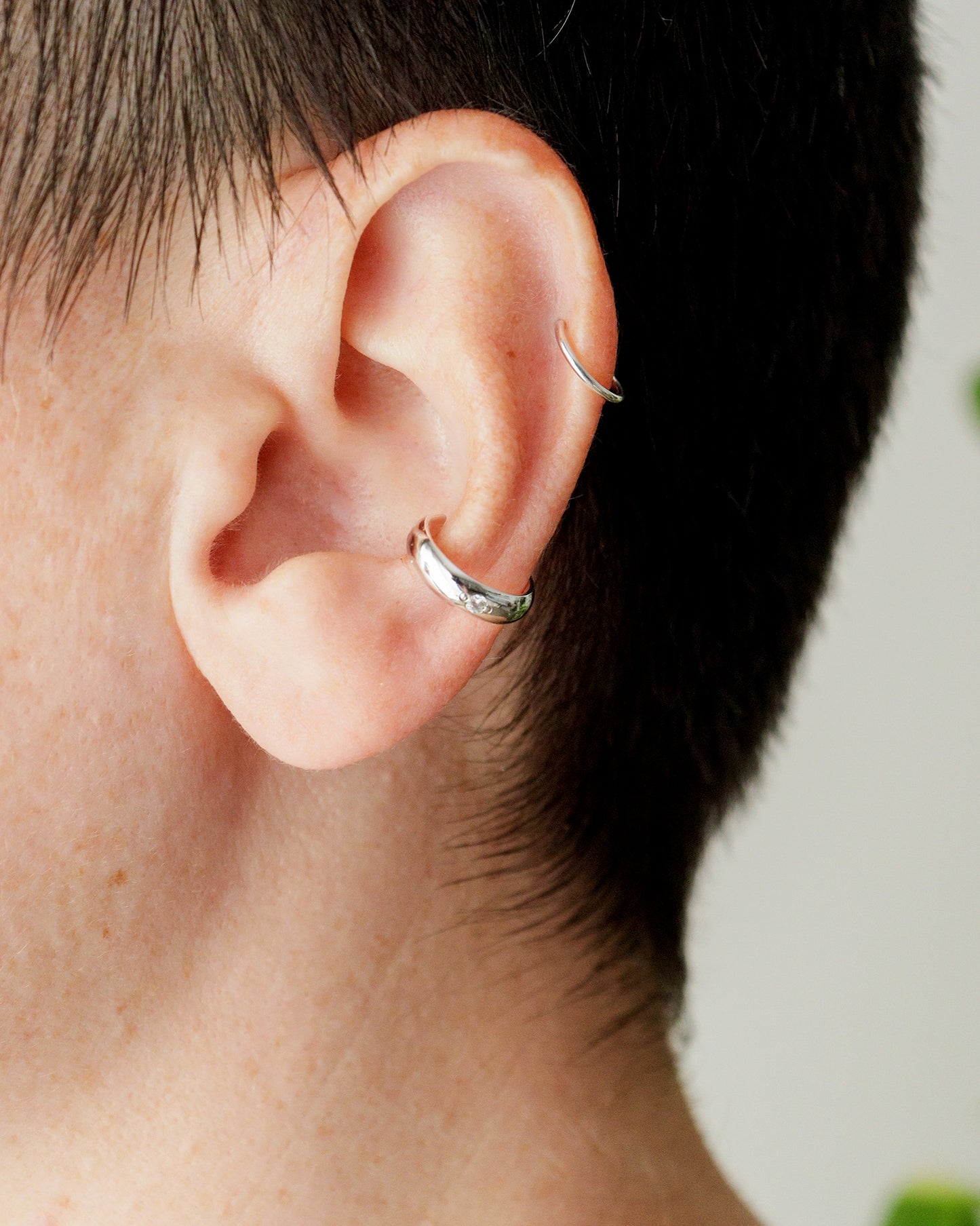 Ear cuff con circonita
