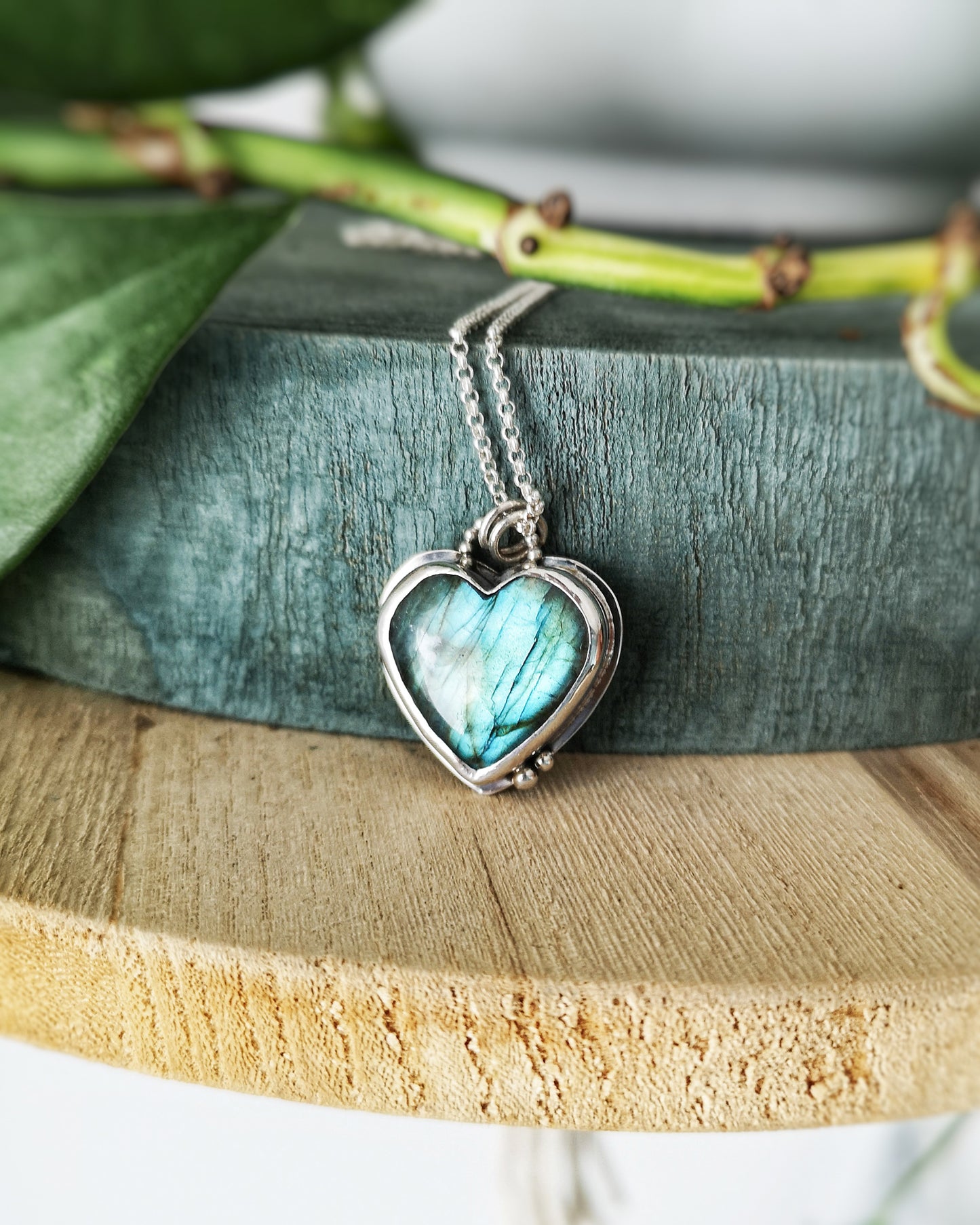 Colgante CORAZÓN DE LABRADORITA