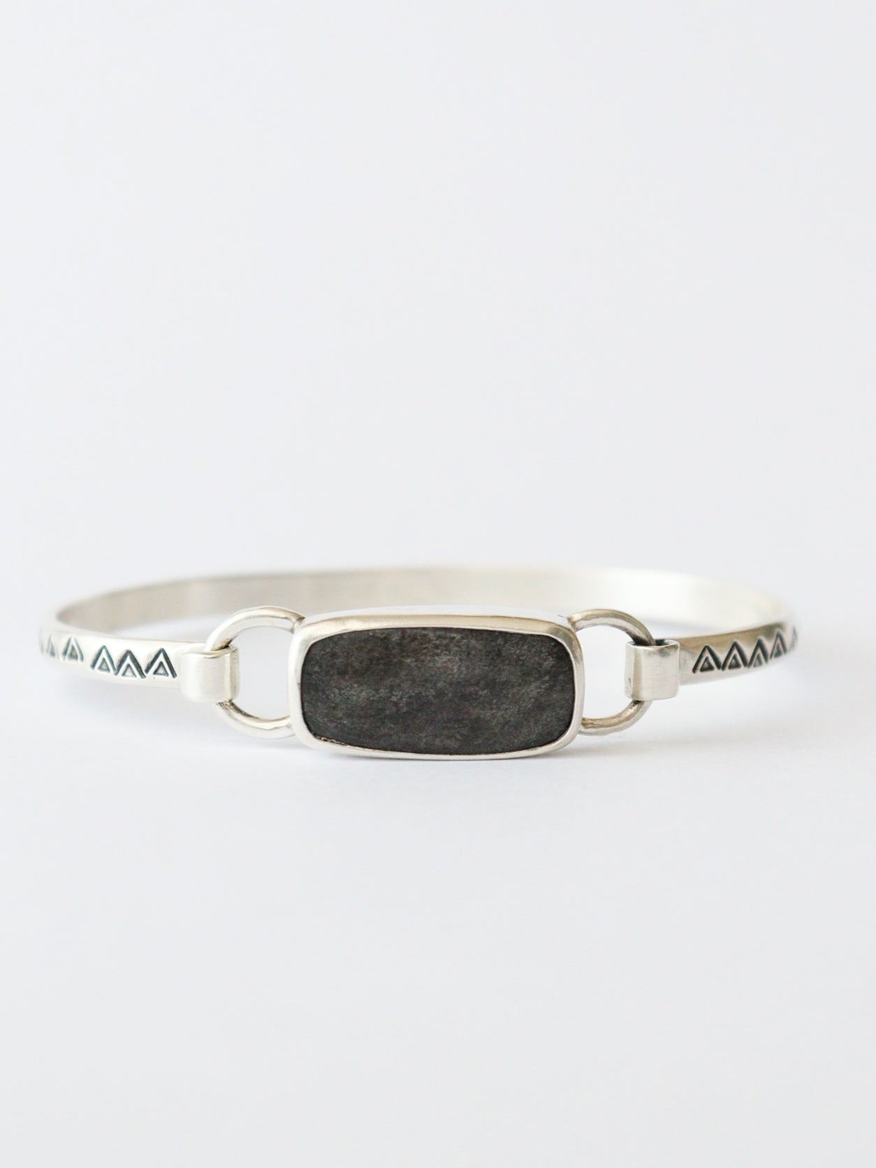 Pulsera TRILO | obsidiana plateada rectangular