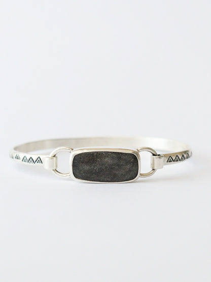 Pulsera TRILO | obsidiana plateada rectangular