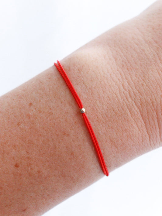 Pulsera de HILO ROJO - oro 9k